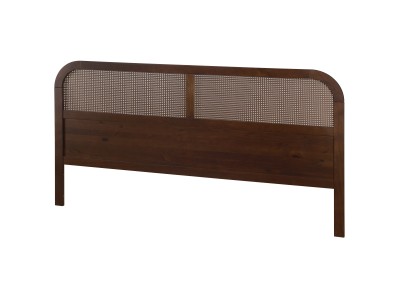 Cabeceira de cama no tamanho king na cor amendoado com palhinha indiana na cor amêndoa / Coleção Acapulco